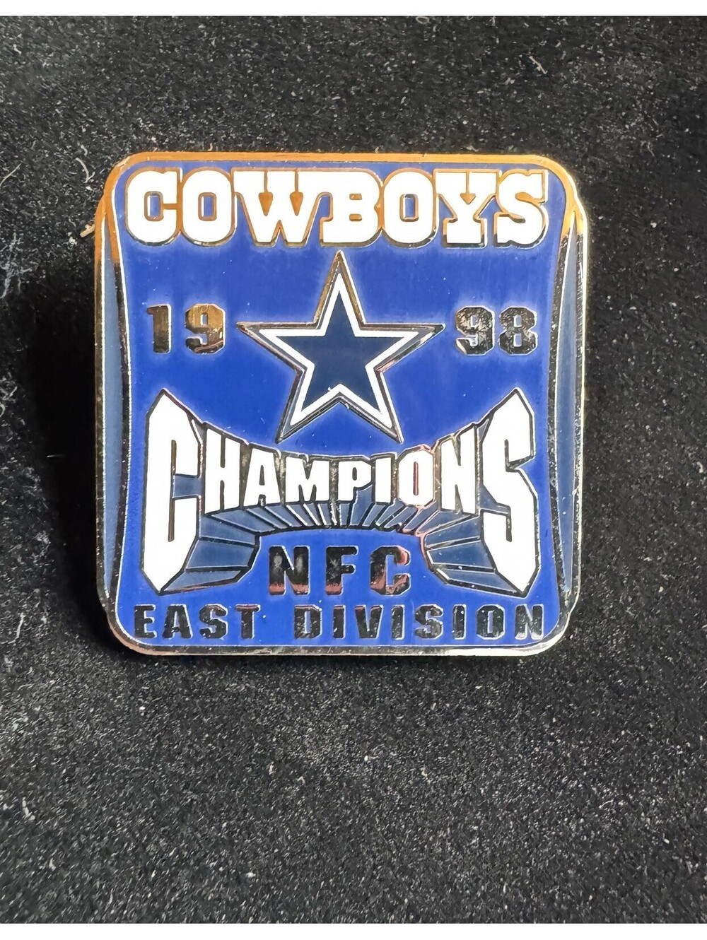 Dallas Cowboys 1998 NFC East Division Champions Pin Vintage